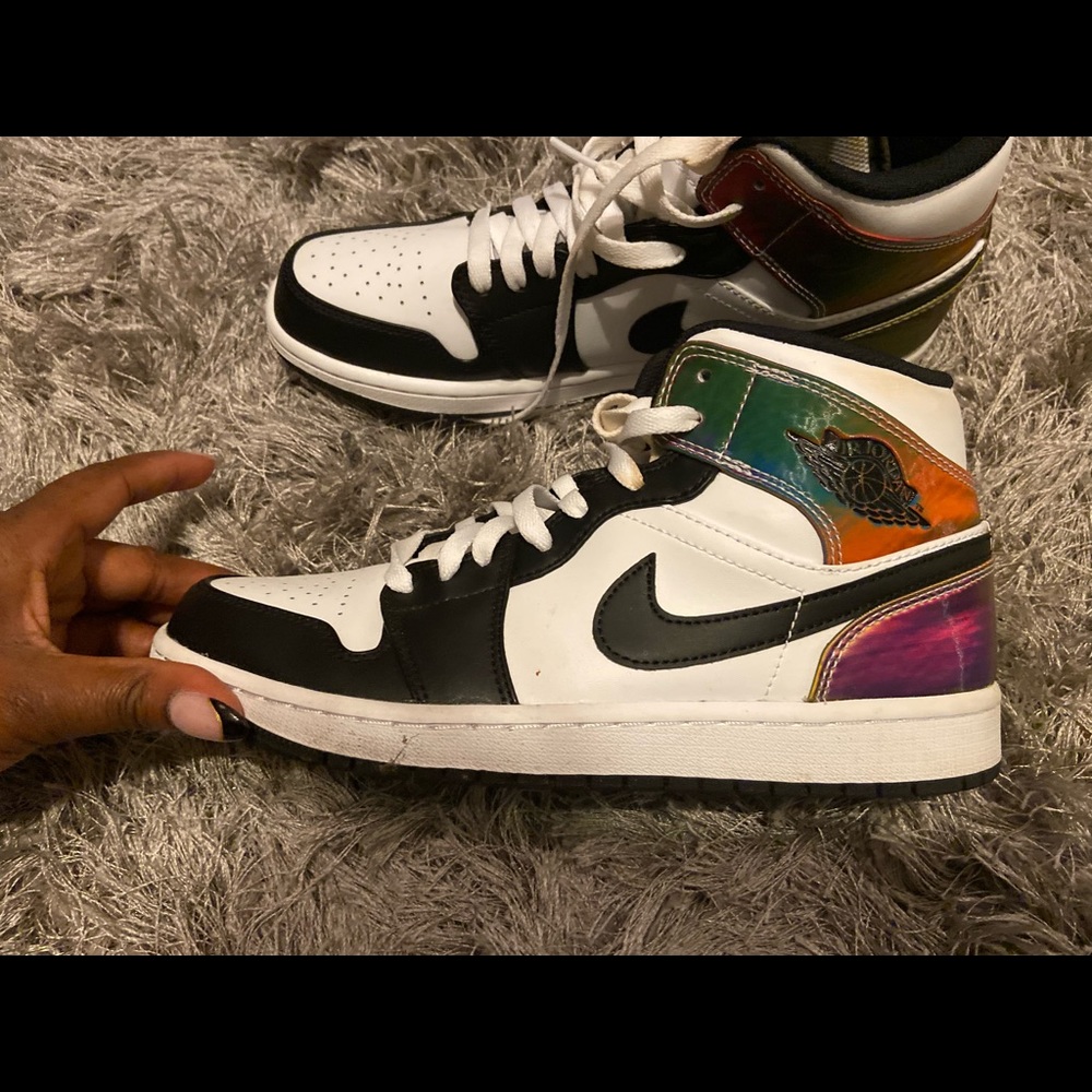 Air Jordan 1 mid